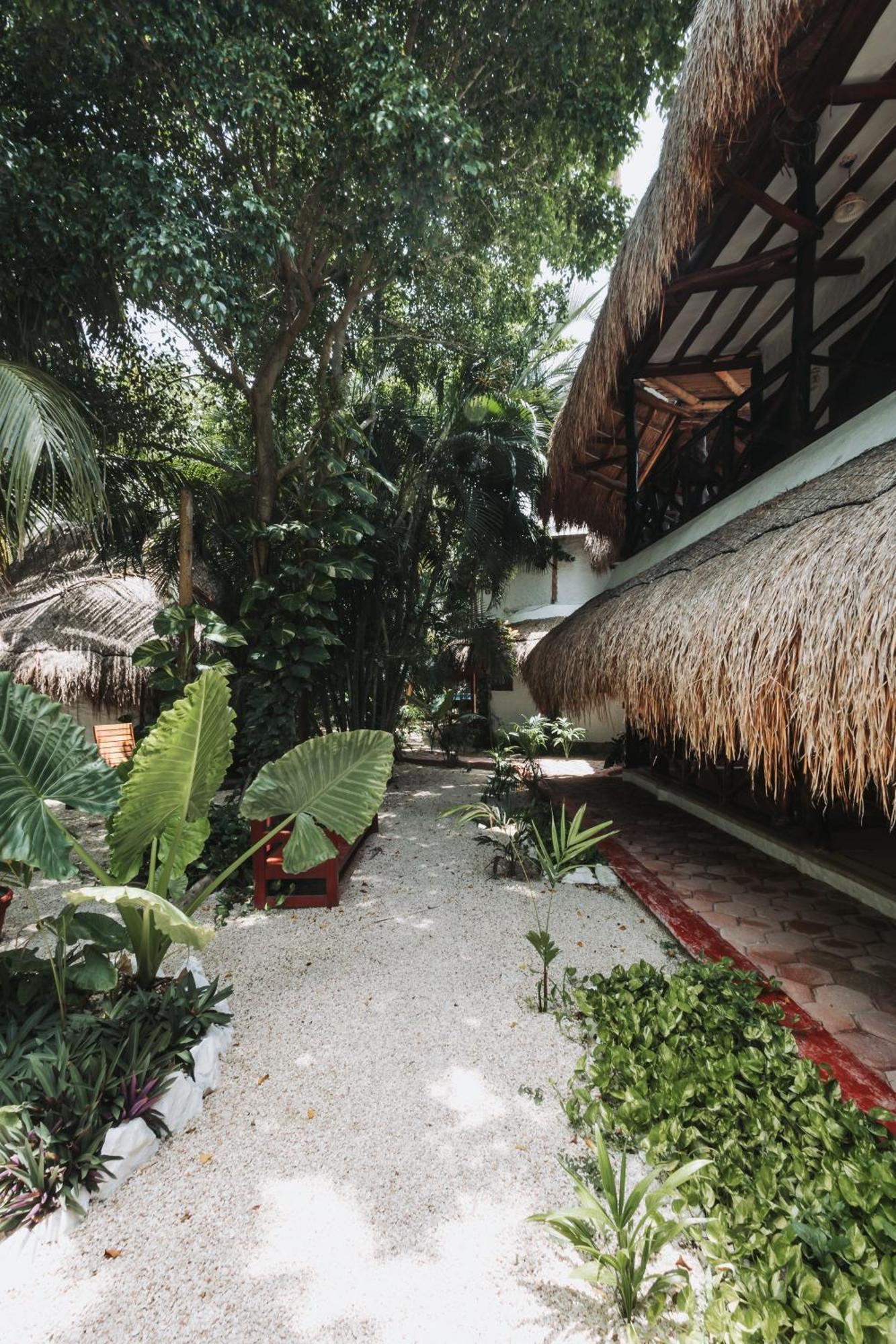 Hotel Casa Barbara Isla Holbox Bagian luar foto