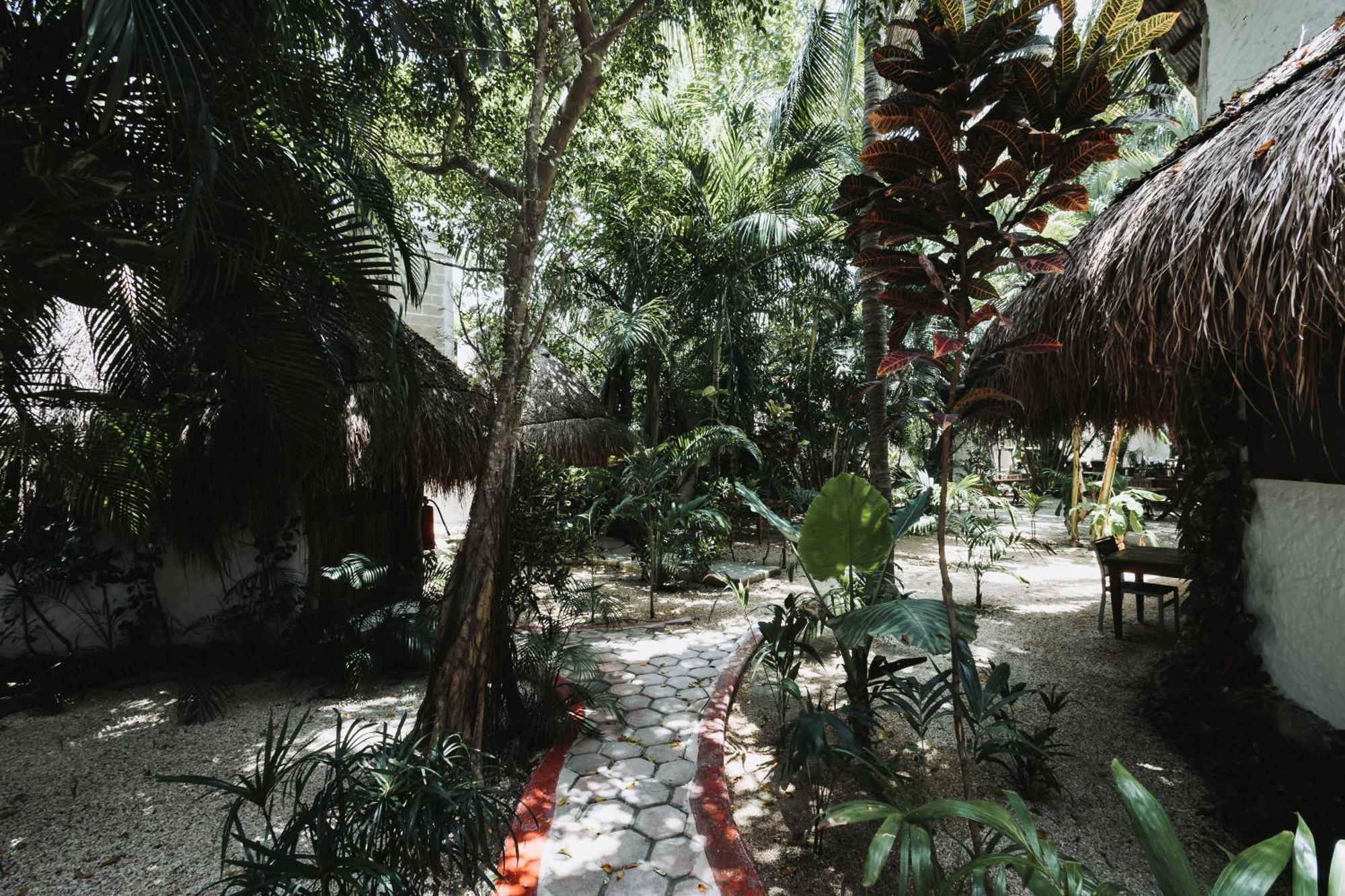 Hotel Casa Barbara Isla Holbox Bagian luar foto
