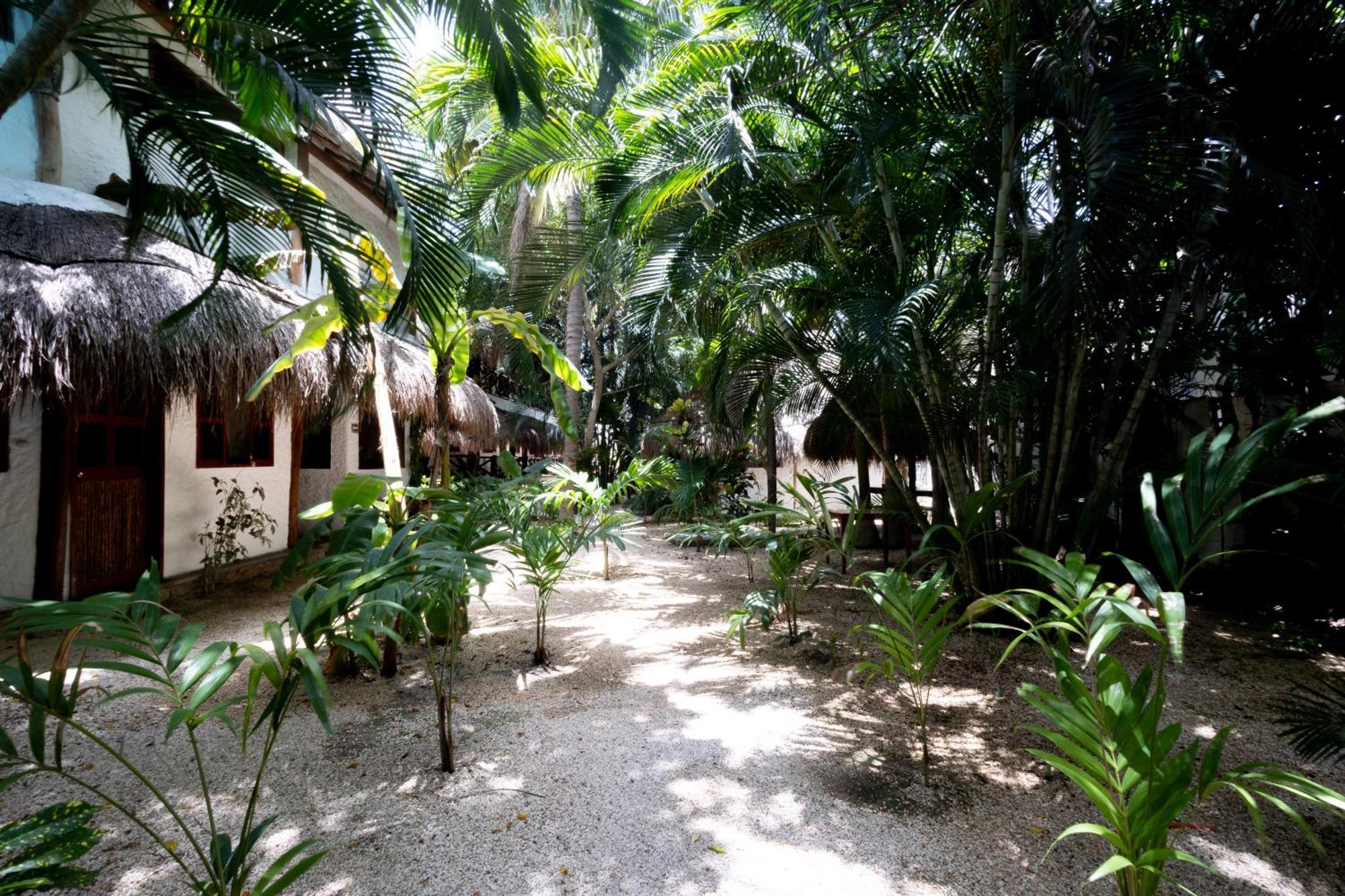 Hotel Casa Barbara Isla Holbox Bagian luar foto
